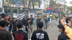 Aksi Pencerdasan MPM FISIP UNMUL: Pilkada oleh DPRD Dinilai Ancam Hak Politik Warga